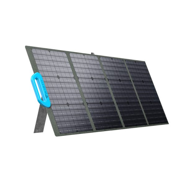 Ηλιακό Πάνελ PV120 120W της BLUETT. Ιδανικό για εξωτερικές δραστηριότητες, προσφέρει αξιόπιστη ηλιακή φόρτιση. Ελαφρύ και αναδιπλούμενο για εύκολη μεταφορά.