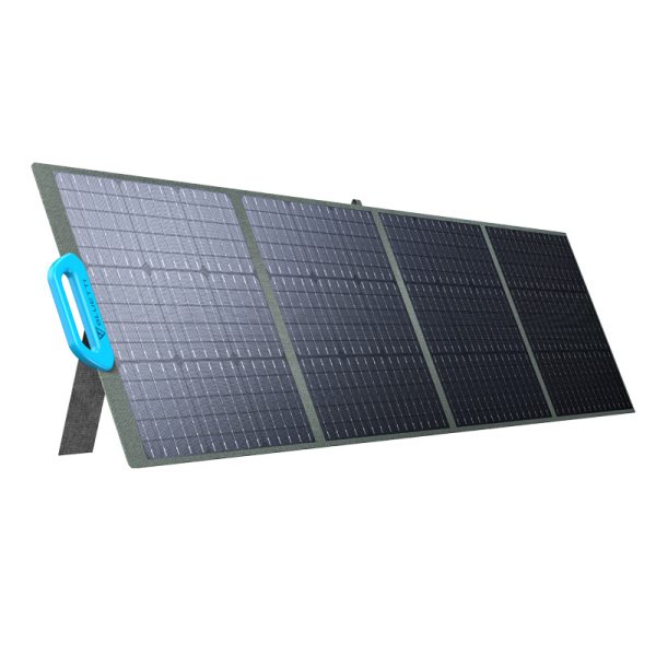 Απόλυτη αυτονομία με το Ηλιακό Πάνελ PV200 200W από τη BLUETTI. Φορητό και αναδιπλούμενο με υψηλή απόδοση, ανθεκτικότητα και εύκολη μεταφορά.